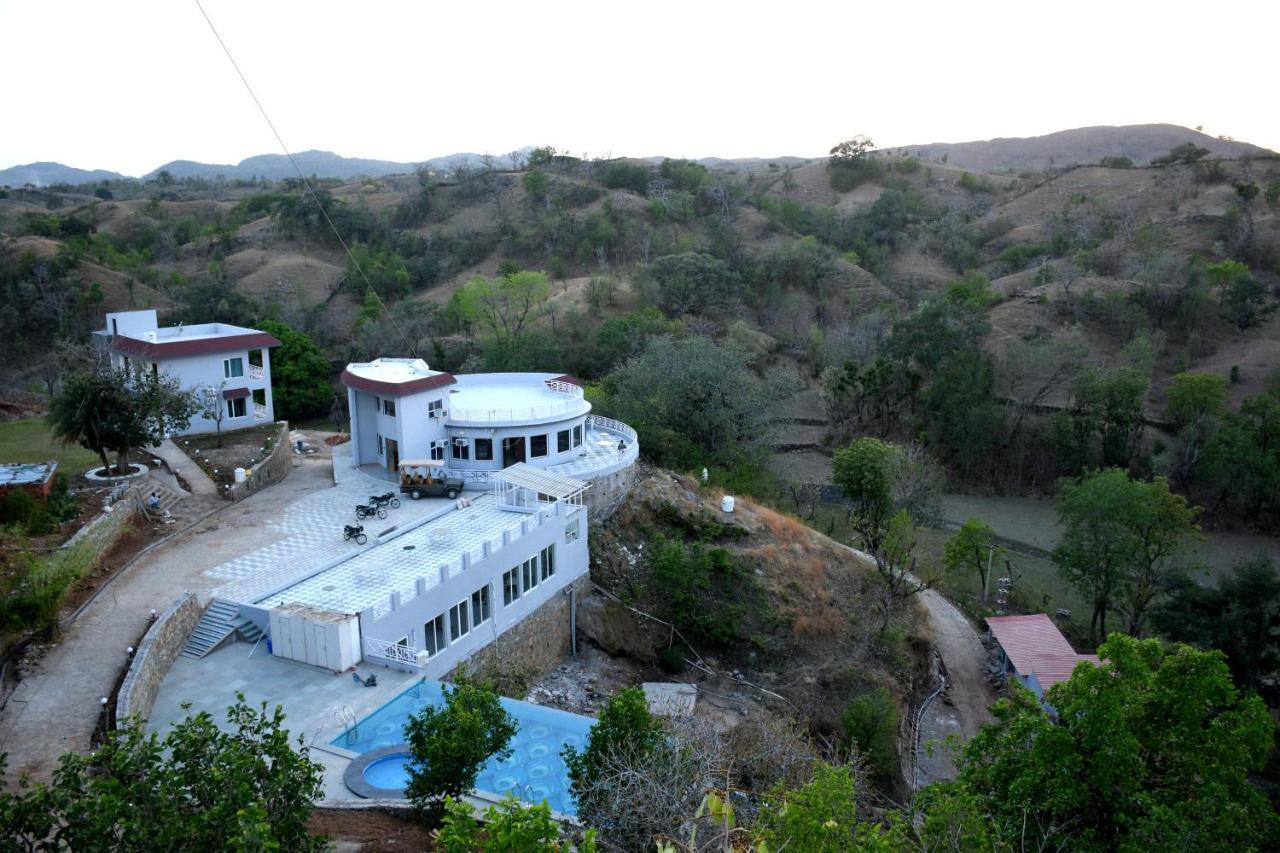 The Sky Imperial Pavoreal Jungle Resort Kumbhalgar Kültér fotó