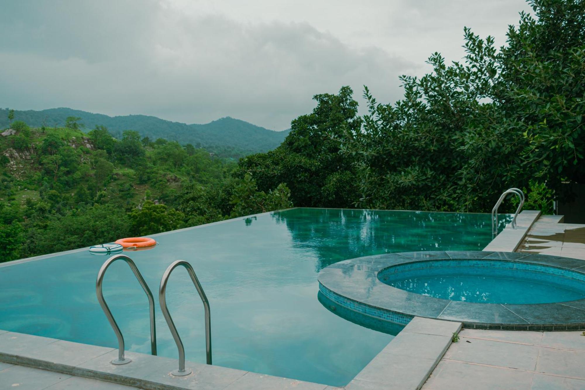The Sky Imperial Pavoreal Jungle Resort Kumbhalgar Kültér fotó